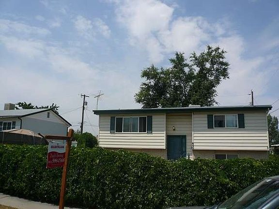 2nd image of 635 Northridge Ave