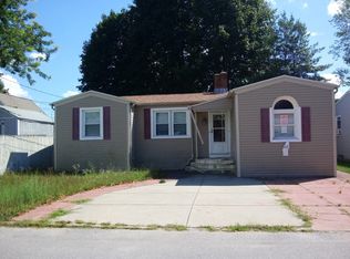 2 Harboard Rd, Johnston, RI 02919