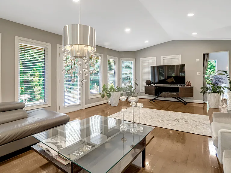 4900 Sunset Ln — Photo 34