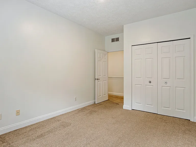 Fieldstone Apartments — Photo 25