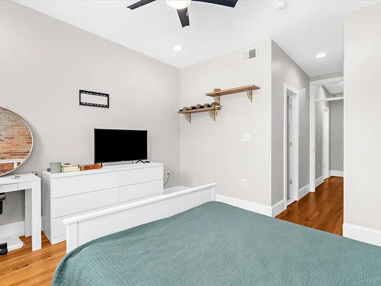 1511 E Fort Ave — Photo 15