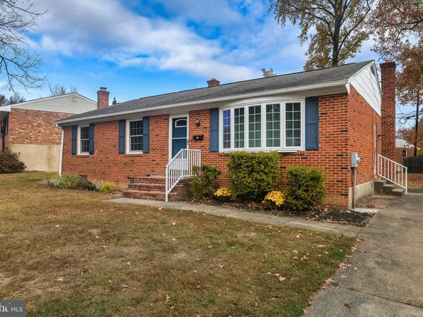 128 Casimir Dr, New Castle, DE 19720