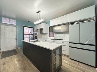 3245 N Lakewood Ave #2C, Chicago, IL 60657