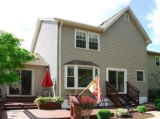 13368 Teaberry Ct, Fairfax, VA 22033