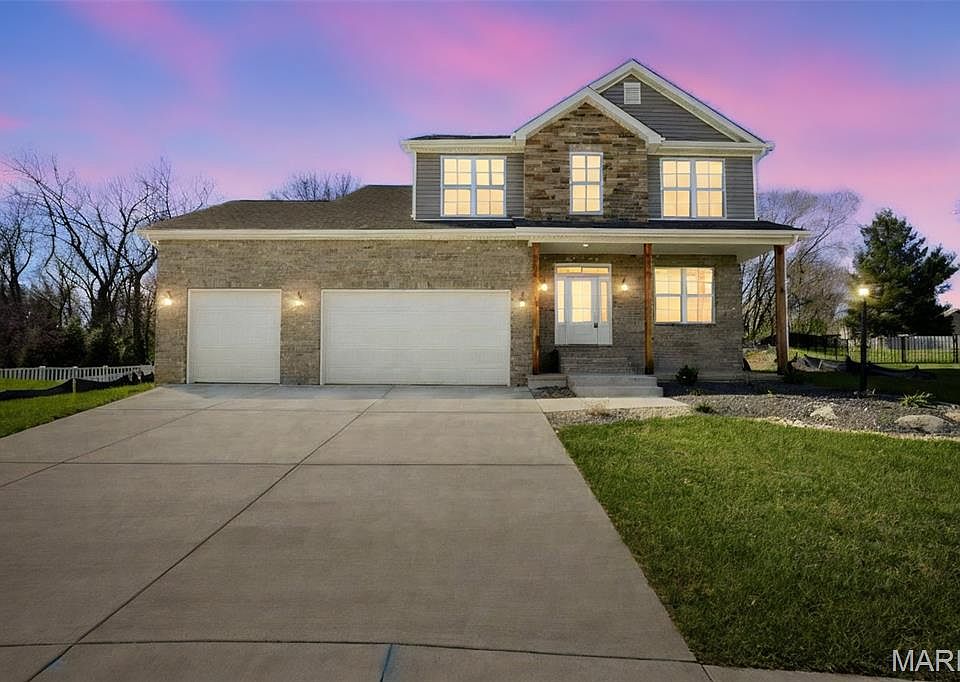 1st image of 7301 Providence Dr