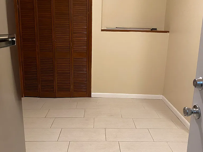 307 Grove St #1 — Photo 13