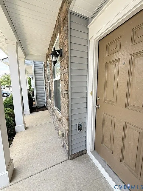 2 bed, 2.0 bath, 1531 sqft, $2,400 — Photo 2