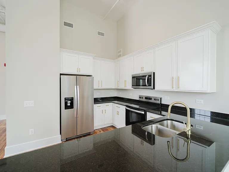 315 Cotton Ave #301 — Photo 14
