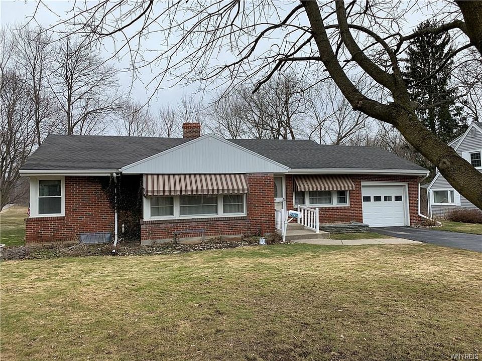 1st image of 169 W Court St
