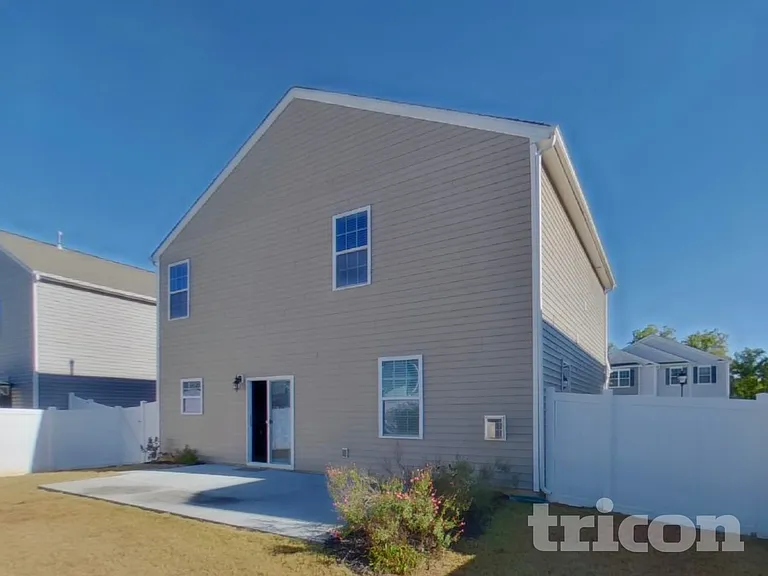 152 King William Dr — Photo 16