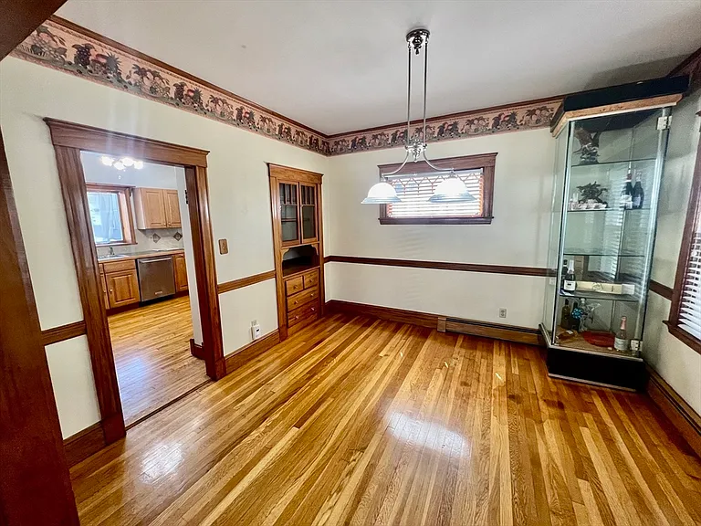 616 Adams St #1 — Photo 6