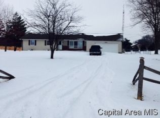 23407 Clemens Rd, Athens, IL 62613