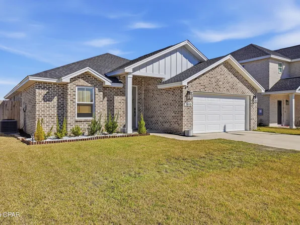 3810 Heartwood St, Panama City, FL 32404