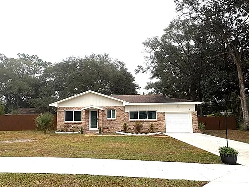 2455 Princeton Rd Photo 1