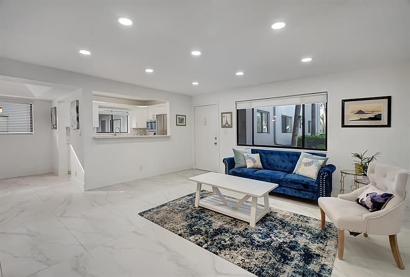 1st image of 15090 Ashland Pl APT 149
