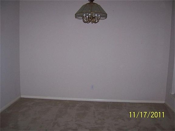 3rd image of 2118 Foundary Dr