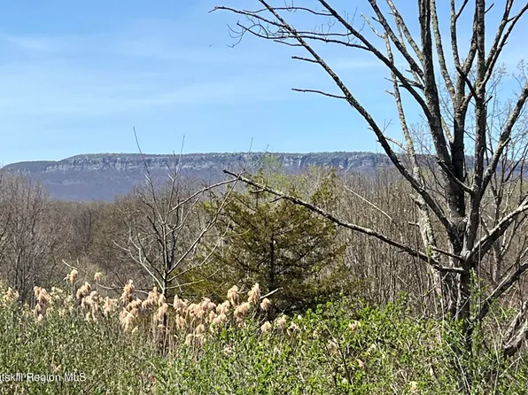 241 Route 208, New Paltz, NY 12561