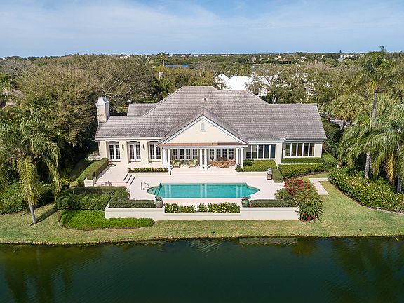 2nd image of 25 Waxmyrtle Way
