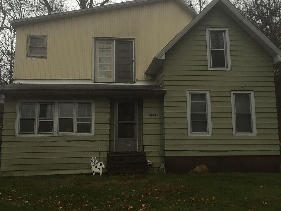 2nd image of 1607 W Garfield St