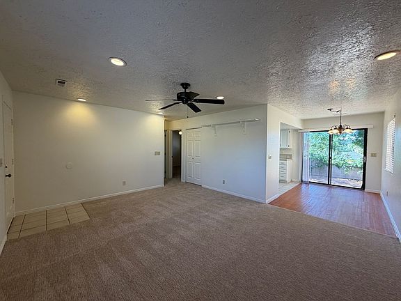 4th image of 585 N Westridge Dr APT 2
