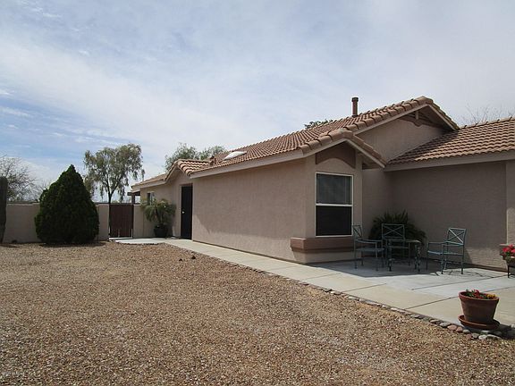 3rd image of 13188 N Classic Overlook Ct