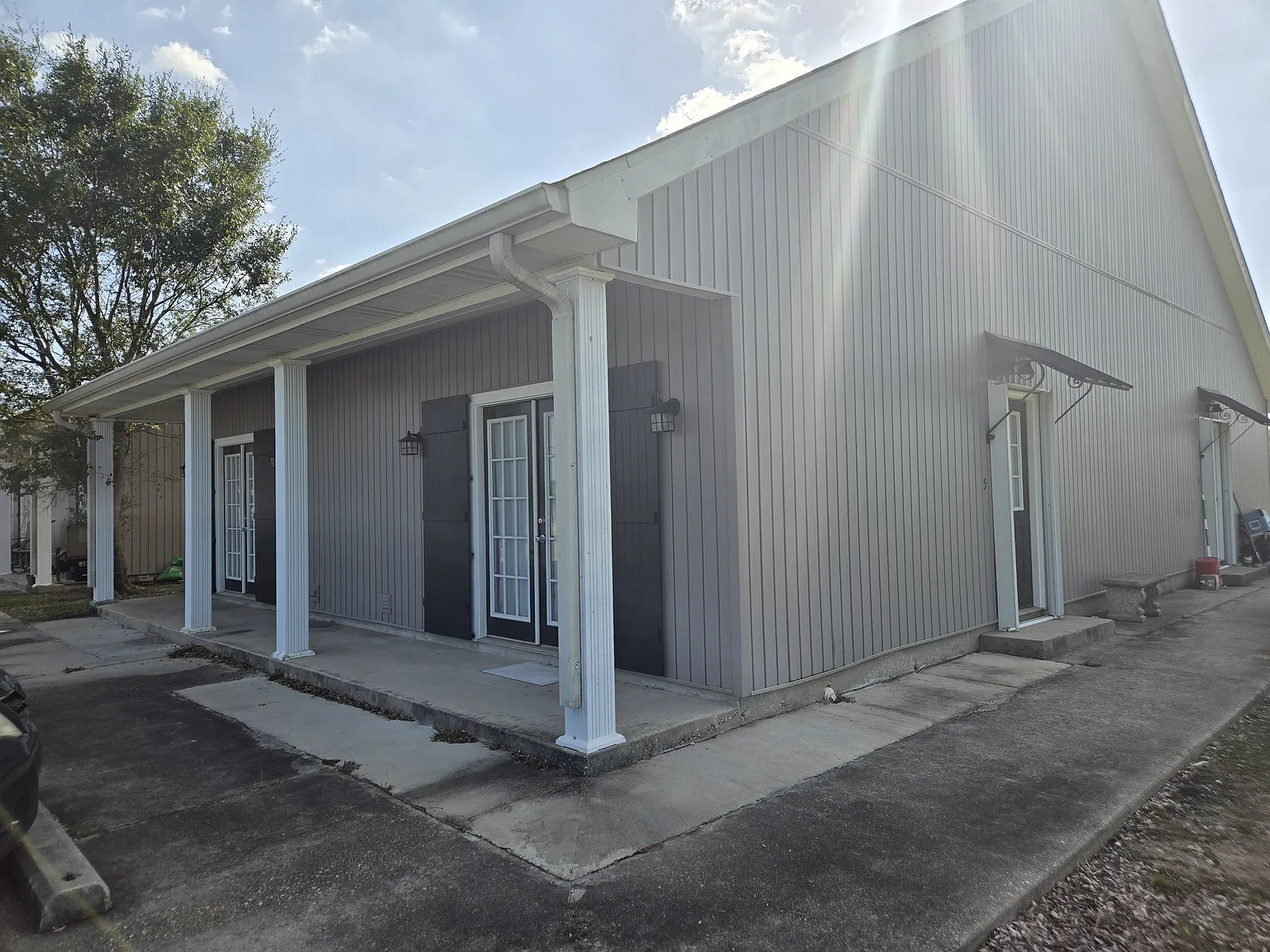 2 bed, 1000 sqft, $1,200 — Photo 1
