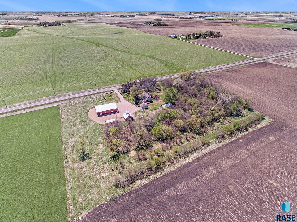 1st image of 46872 250th St