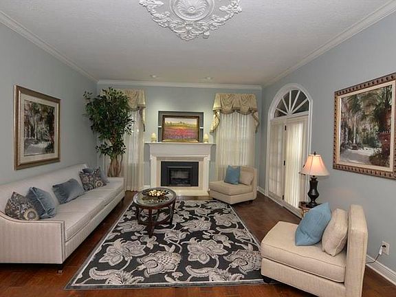 4th image of 226 Harbour Gardens Ct