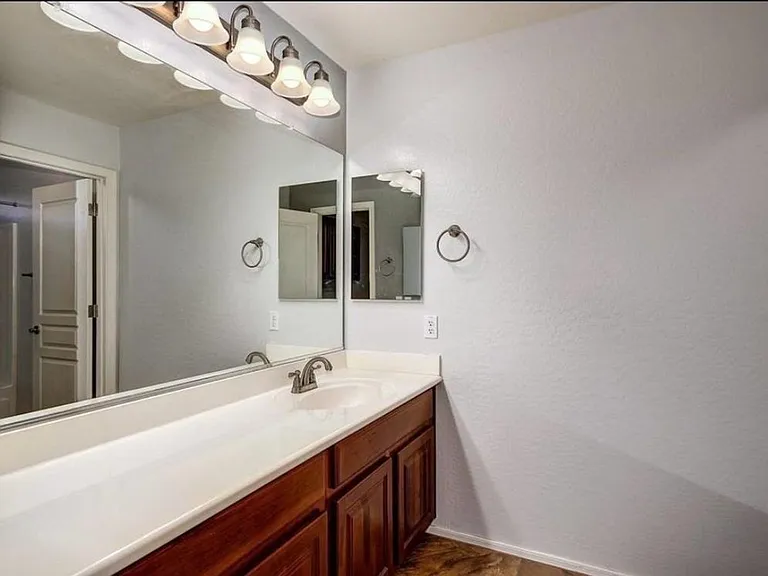 2205 W Gambit Trl — Photo 7