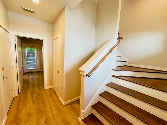 Entry Way, 1st floor