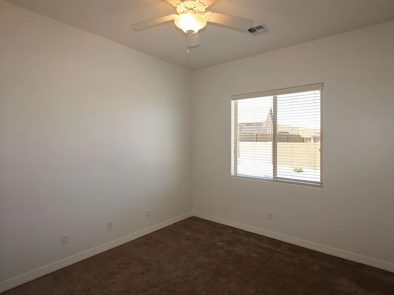 4078 N Wynnwood Dr — Photo 14
