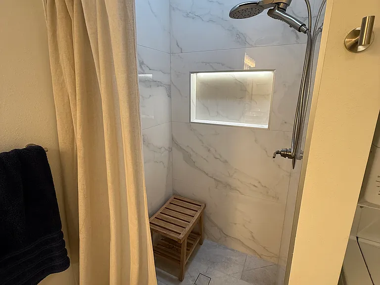 8633-35 Plum St #8635 — Photo 9