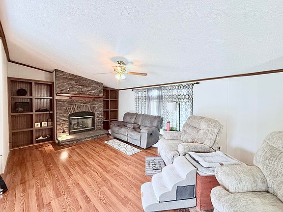 3rd image of 7842 Lay Road