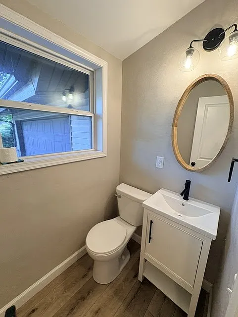 3 bed, 1.5 bath, 1642 sqft, $2,250 — Photo 4