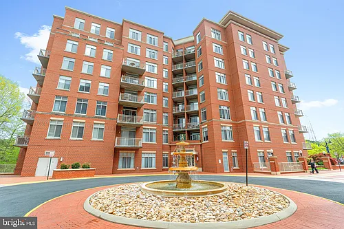 4480 Market Commons Dr #405 Photo 1
