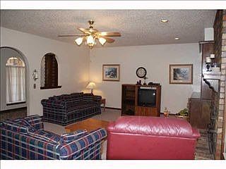 4th image of 125 W Platt Dr