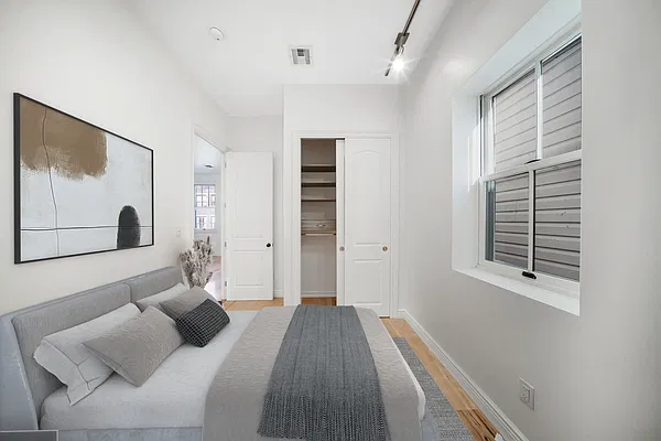 Rented by Modern Spaces | media 6