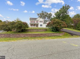 17 Brown Cir, Fredericksburg, VA 22405