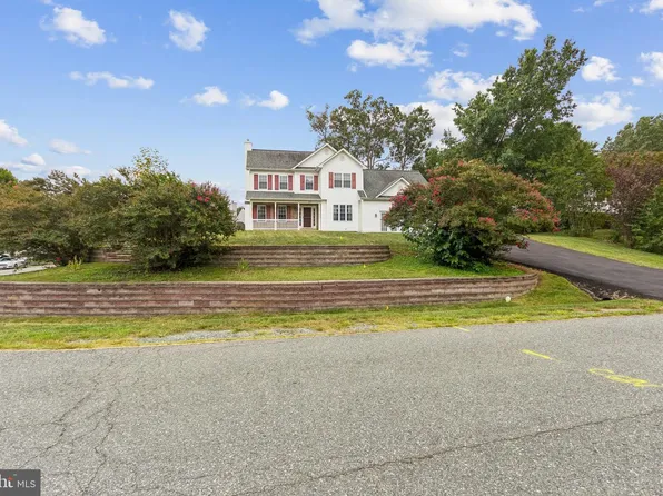 17 Brown Cir, Fredericksburg, VA 22405