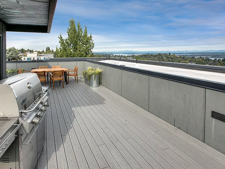 Welcome to 1806 23rd Ave Modern Living in the Heart of Seattle's Central District — Photo 11