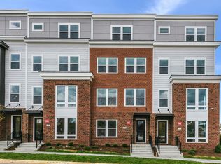 3597 Aster St, Fairfax, VA 22030