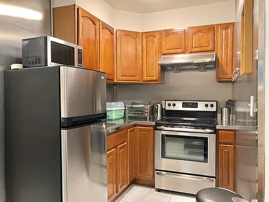 Rented by Matthew Gros-Werter, LREB  | media 35