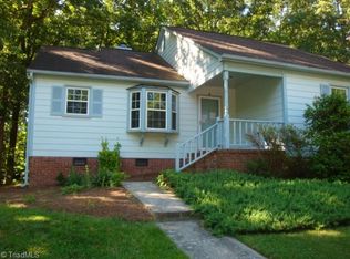 930 Chatfield Dr, Jamestown, NC 27282