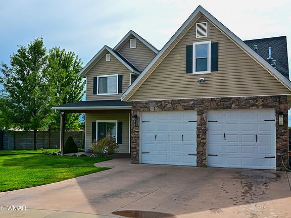 2nd image of 1760 N Medina Loop