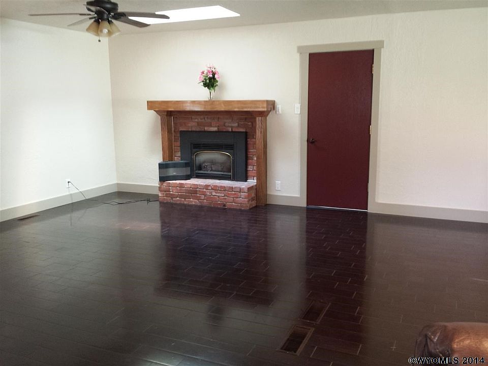 2nd image of 3651 Carmel Dr