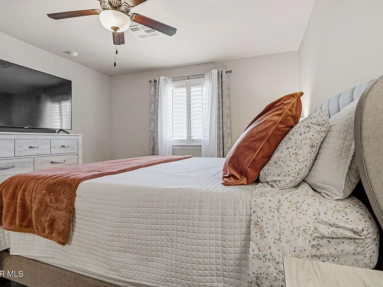 14745 Orsten Artis Ave — Photo 33