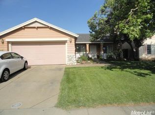 4051 Deaton Dr, Olivehurst, CA 95961