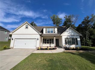 253 Tripp Ln, Carrollton, GA 30117