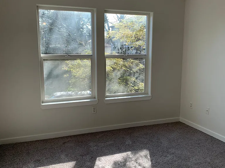 4625 NE 11th Ave — Photo 12