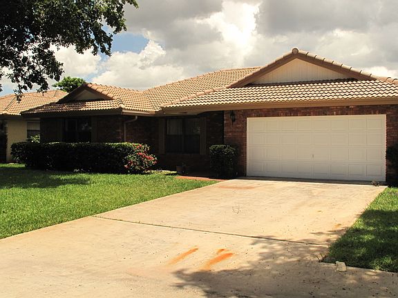 3rd image of 4323 NW 71st Dr